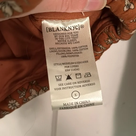 Blank NYC Orange Floral Boxy Quilted Jacket - Picture 11 of 11